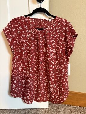 Fun 2 Fun Rust Red Orange Floral Cap Sleeve Blouse from Stitch Fix